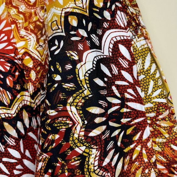 East 5th Sunburt Midi Skirt - Picture 3 of 4